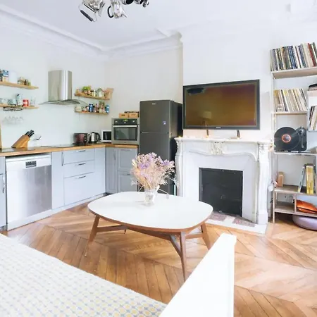 Apartment Lovely One Bedroom For 2 Paris
