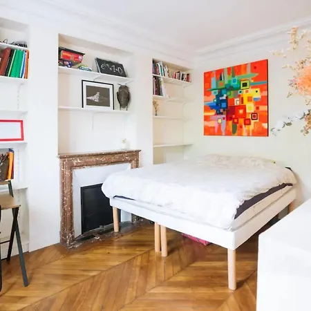 Apartment Lovely One Bedroom For 2 Paris