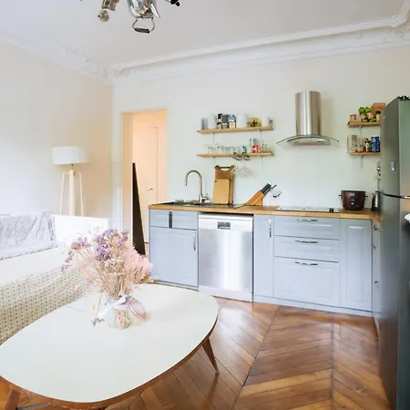 Lovely One Bedroom For 2 Apartment Paris